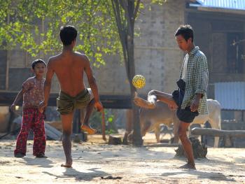 缅甸人最喜爱的运动06