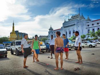 缅甸人最喜爱的运动09